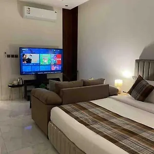 استديو انيق وهادئ بمدخل ذاتي الرياض